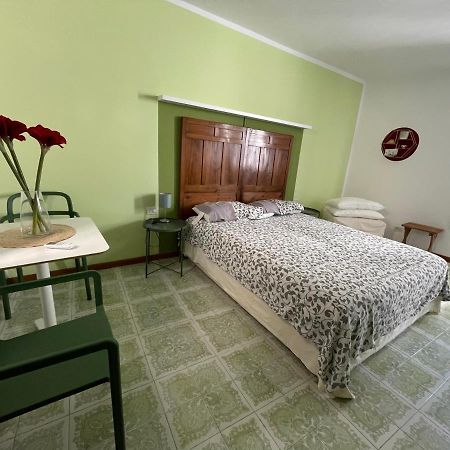 Blooming Gate Hotel Venesia Bagian luar foto